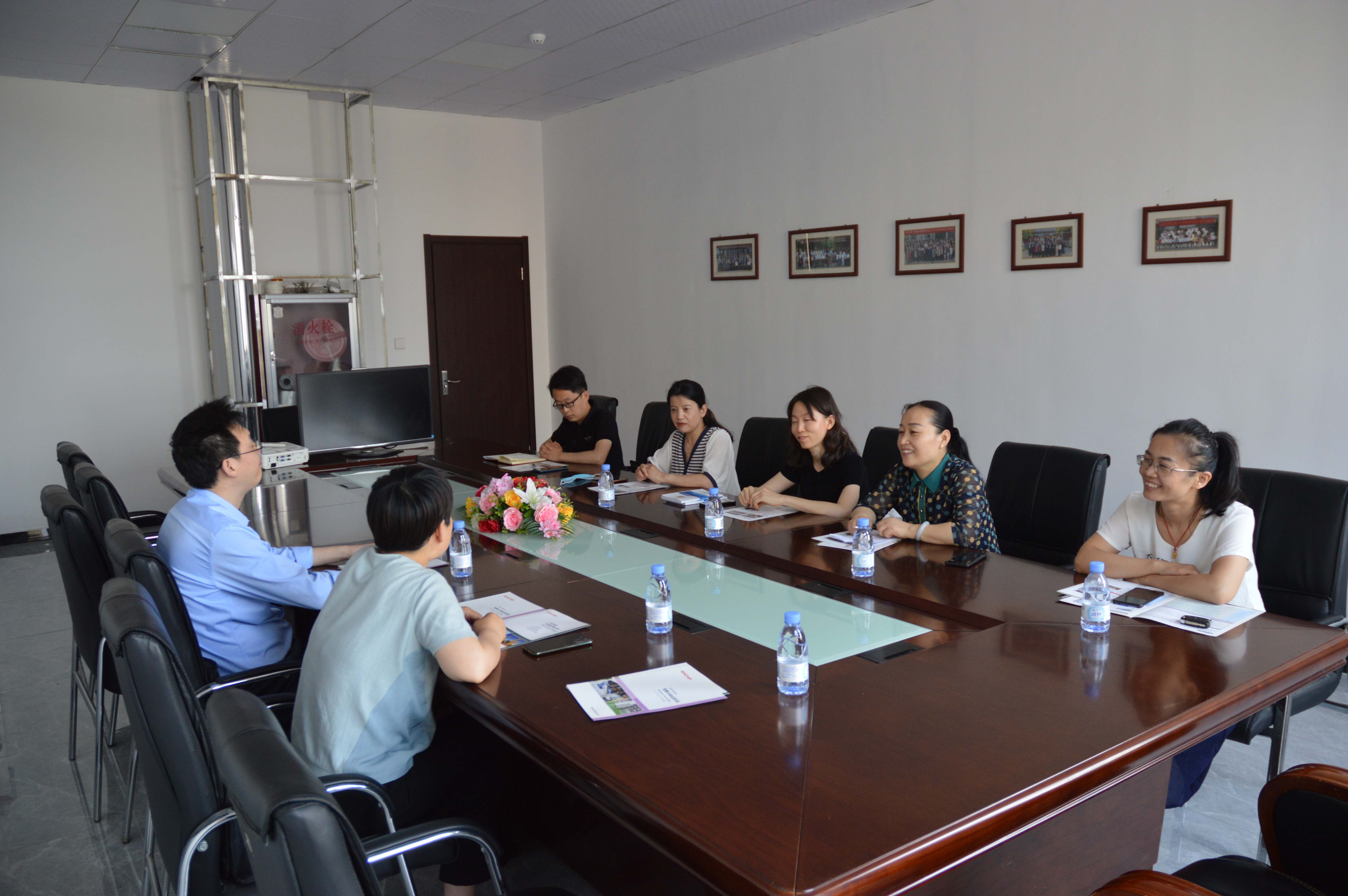 濟陽區(qū)婦聯(lián)走訪慰問山東芯馳能源有限公司(圖1)